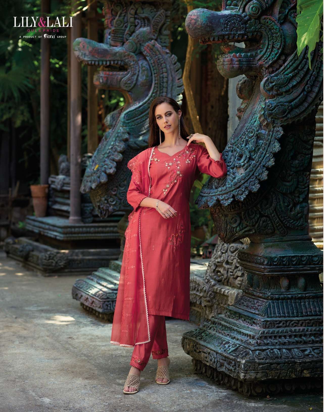 LILY LALI RANG JA Kurti