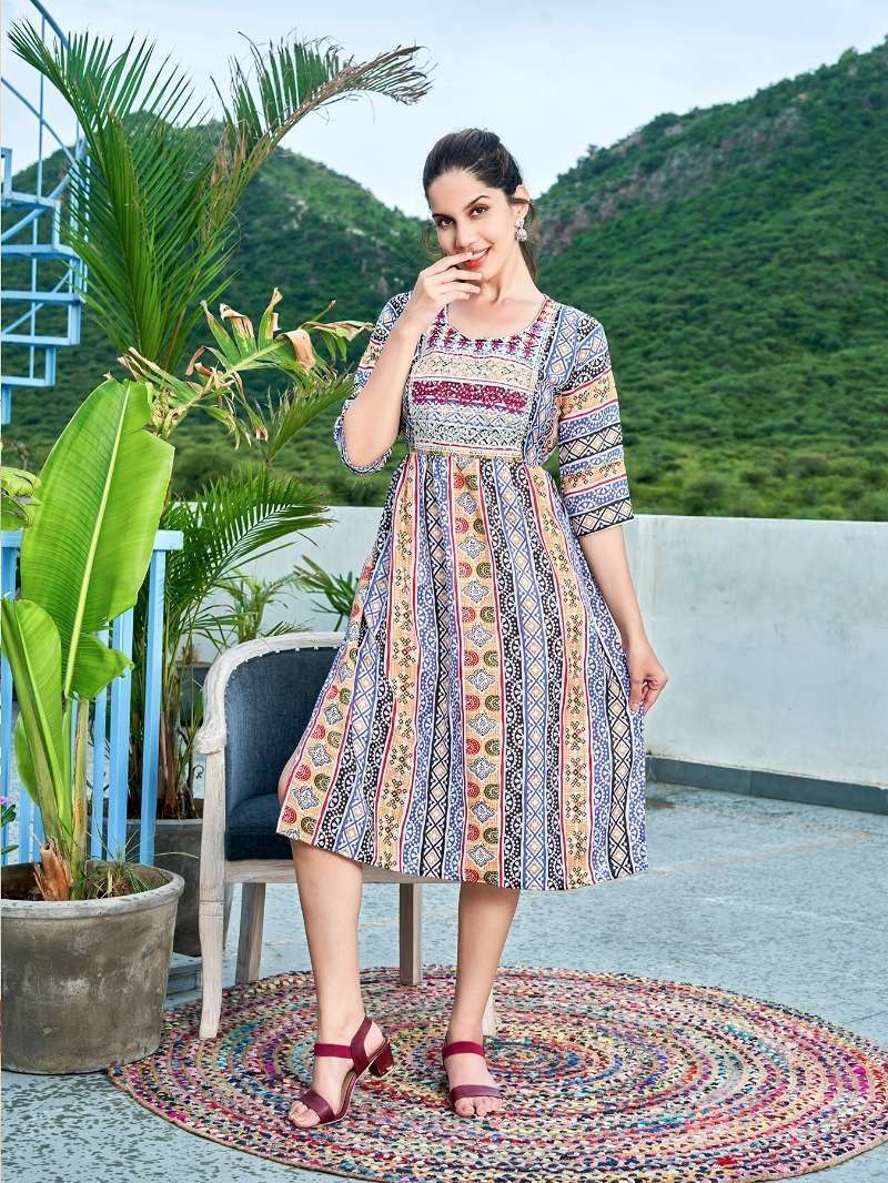 VIYAA DESIGNER MAIRA V3 Kurti