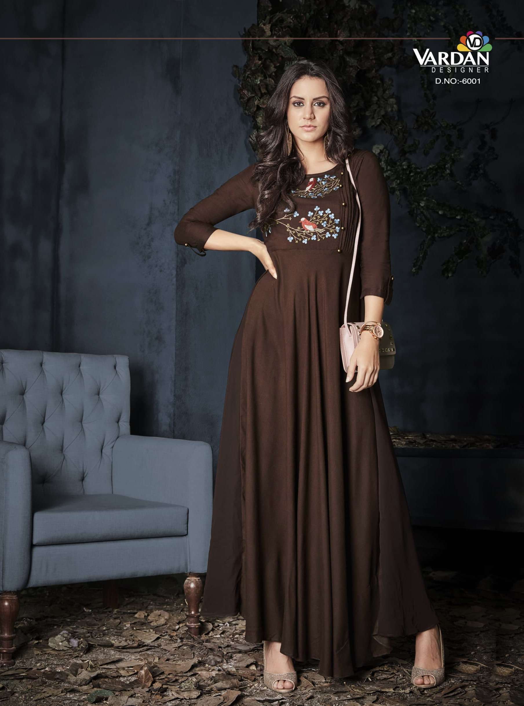 Western S4u Party Wear Long Rayon Gown At Wholesale Rate, Printed, Stitched  at Rs 1131 in Surat