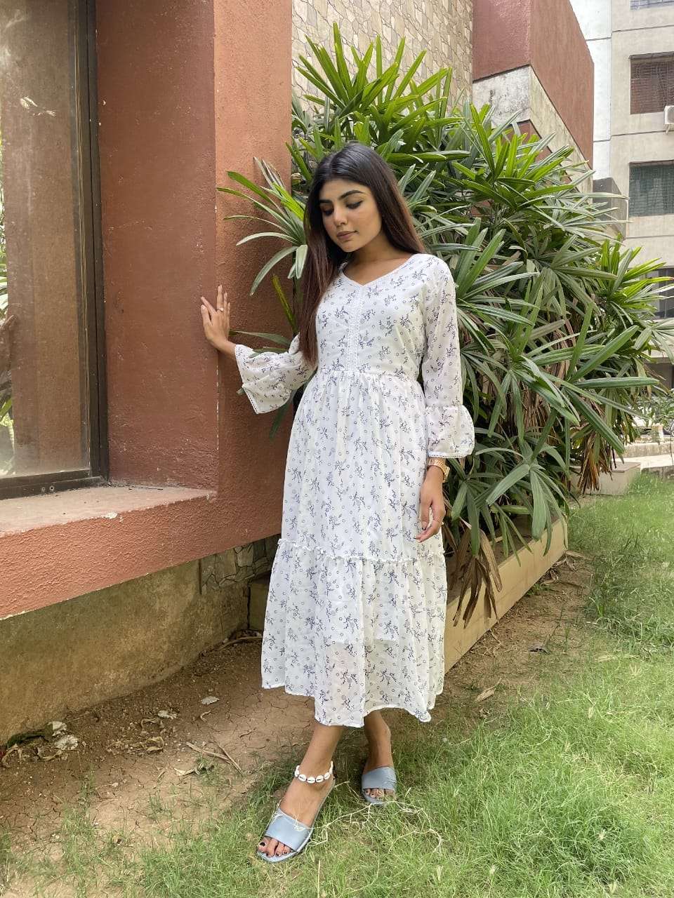 Womens Latest Gown kurti  fabric Jorjett Etnic wear White colour Kurti 