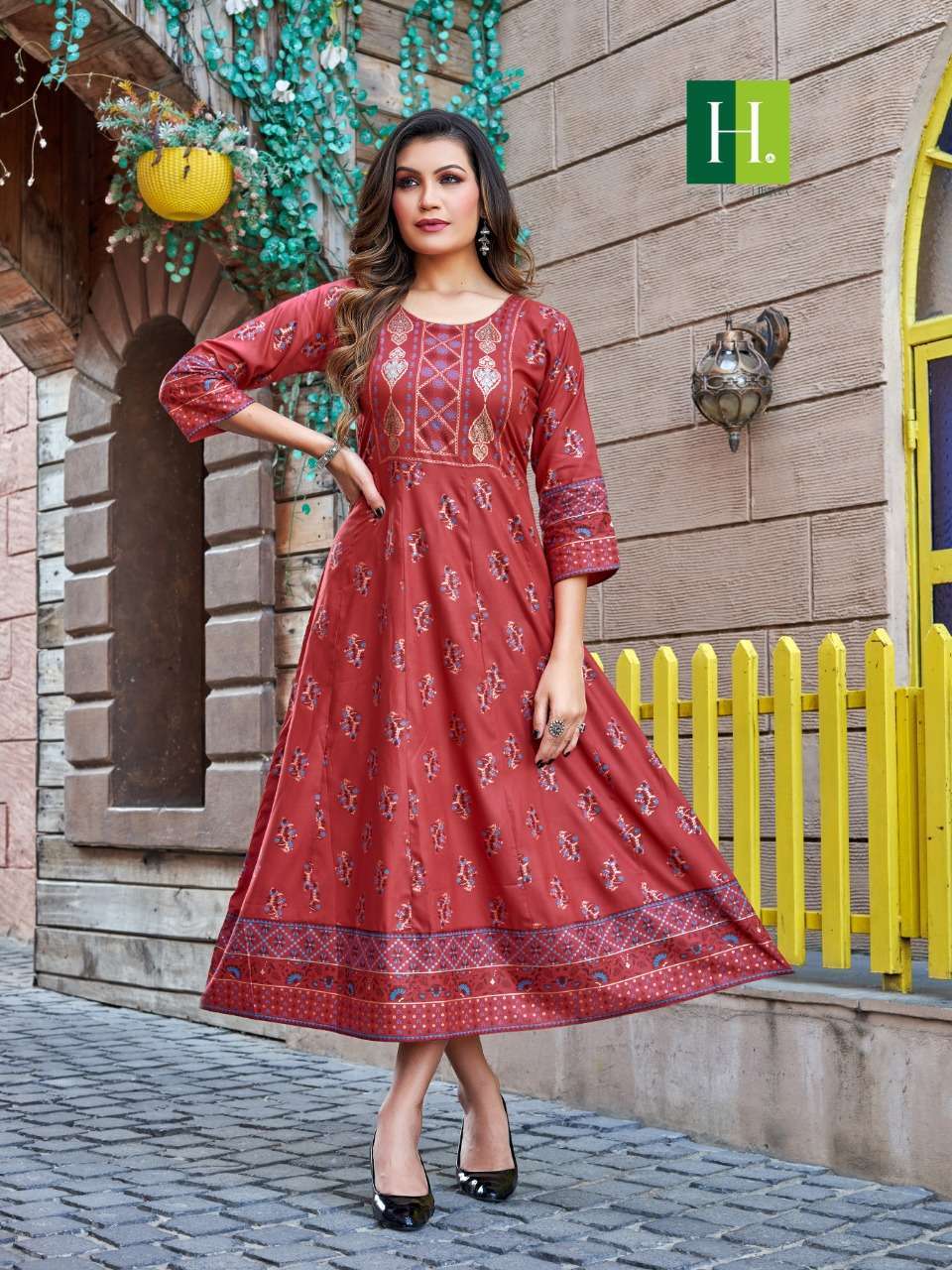 Anarkali kurti neck online design