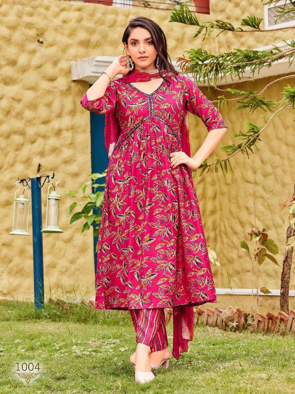 Paavi Zara Vol.1 Alia Kurti Wholesale SURAT