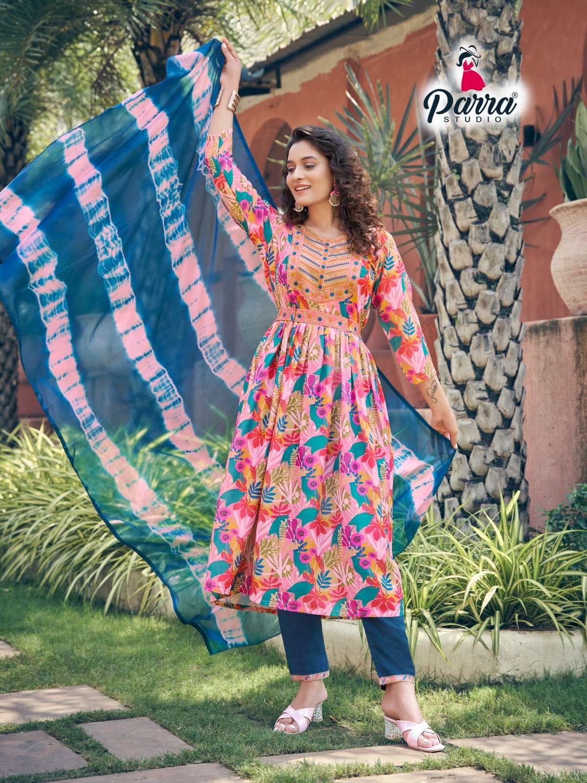 Parra Rangin Nayra Vol 1 Nayra Cut Kurti Pant With Dupatta Collection