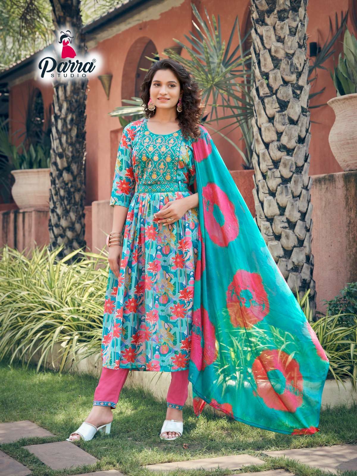 Parra Rangin Nayra Vol 1 Nayra Cut Kurti Pant With Dupatta Collection