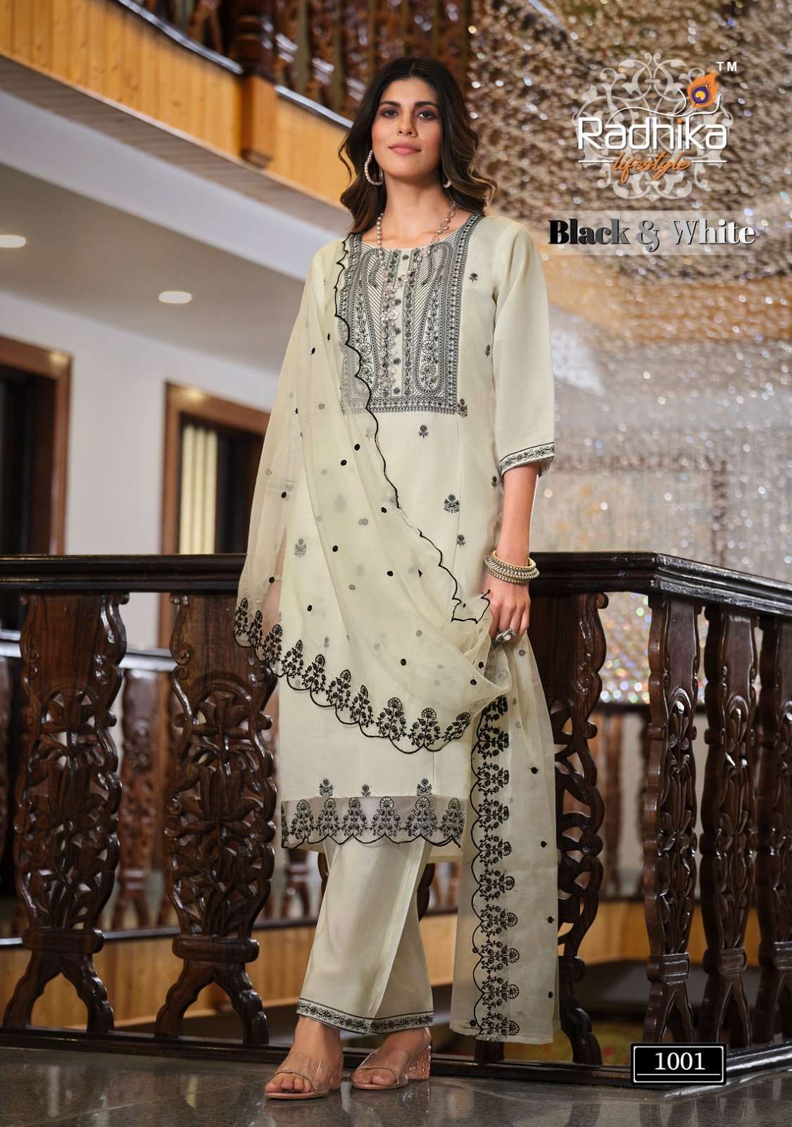 Buy Women Black & White Embroidered Kurti with Trousers & Dupatta M Online  at desertcartINDIA
