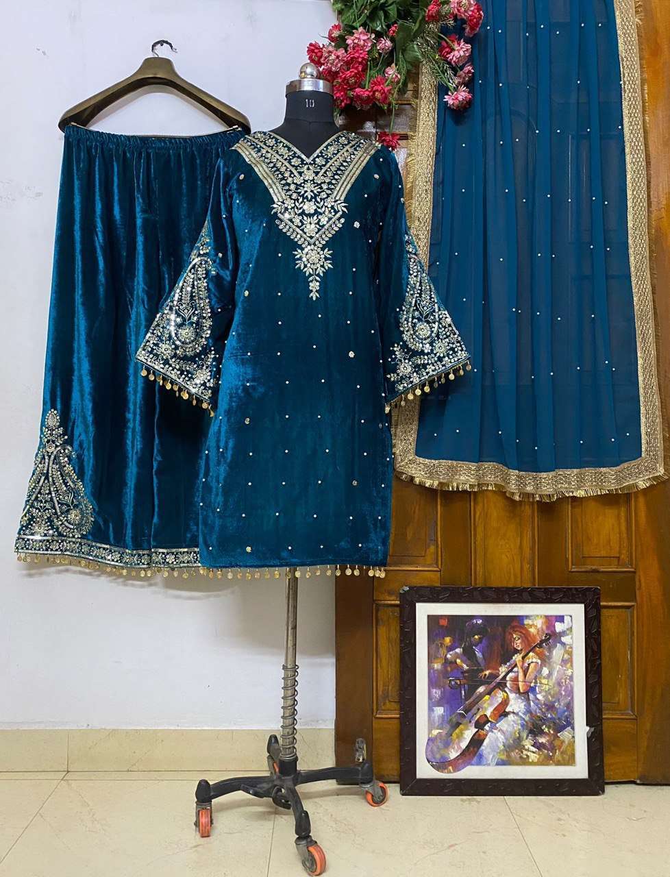 1158 Heavy Velvet Embroidered Indian Salwar Kameez Retailers