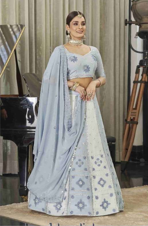 BRIDESMAID 2012 Bridal Thread Embroidered Semi Stitched Lehenga Choli Indian Bridal Lehenga Choli