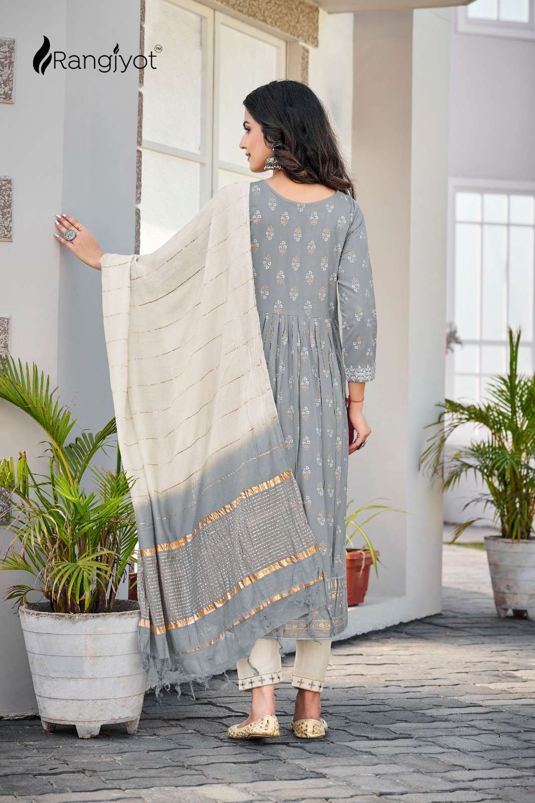 RANGMANCH BY PANTALOONS Women Black & Brown Ethnic Motifs Printed Cotton  Straight Kurta Price in India, Full Specifications & Offers | DTashion.com