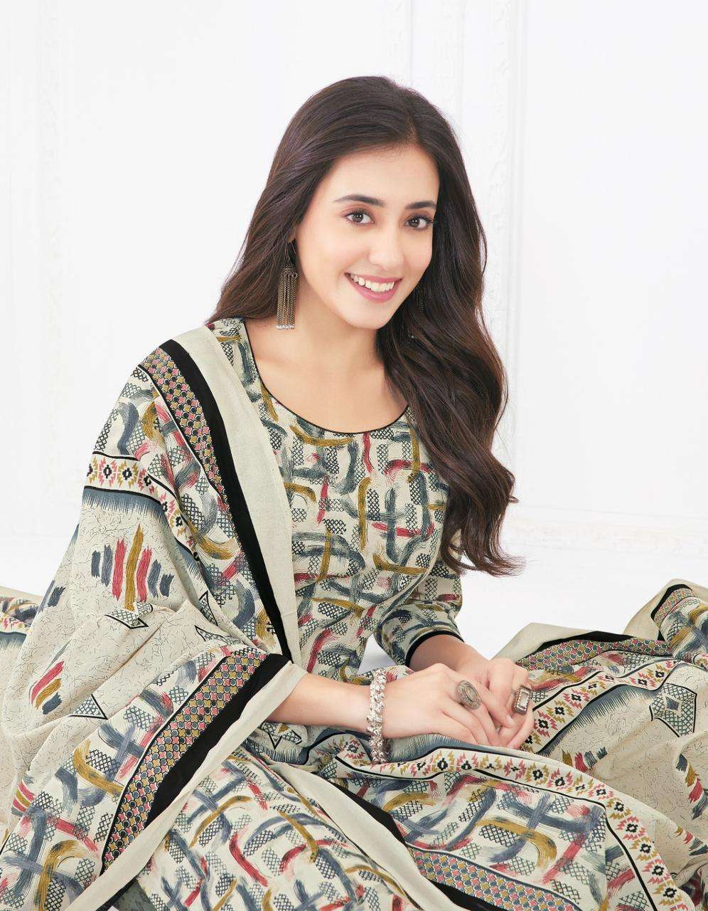 Baalar Kashmir Vol-1- Lawn Cotton Best dress material in Surat