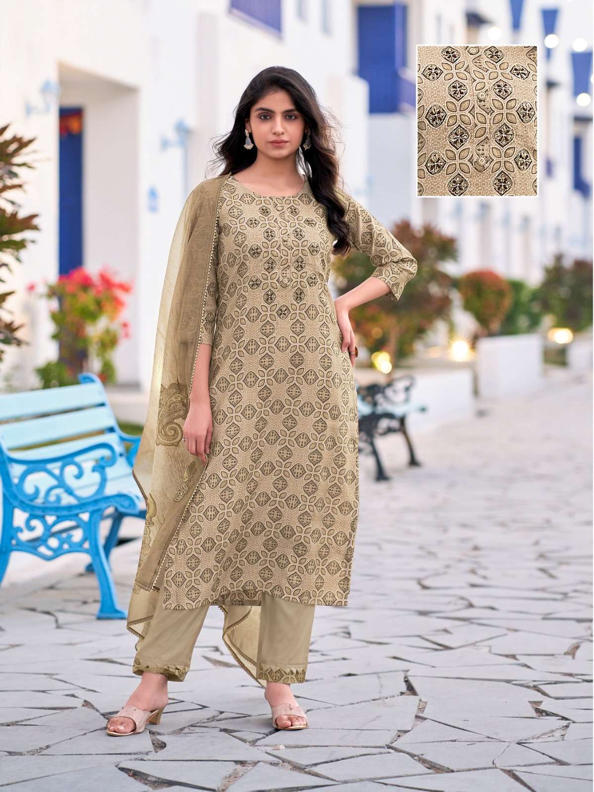 PARRA STUDIO VAMAN Surat Kurti market