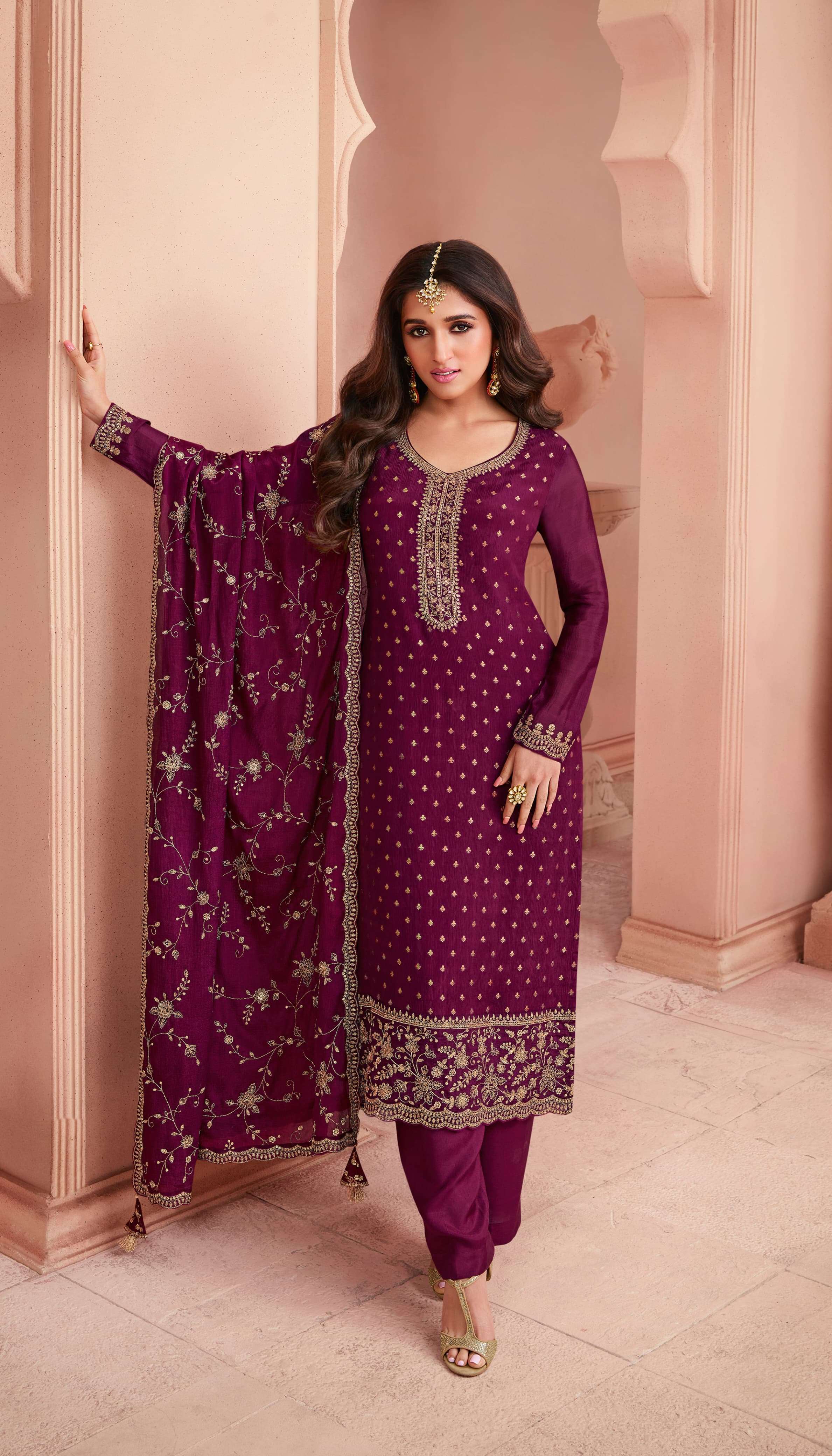 Vinay Kuleesh Swarnaa Hitlist Jacquard Embroidery Salwar Kameez Wholesale in Gujarat