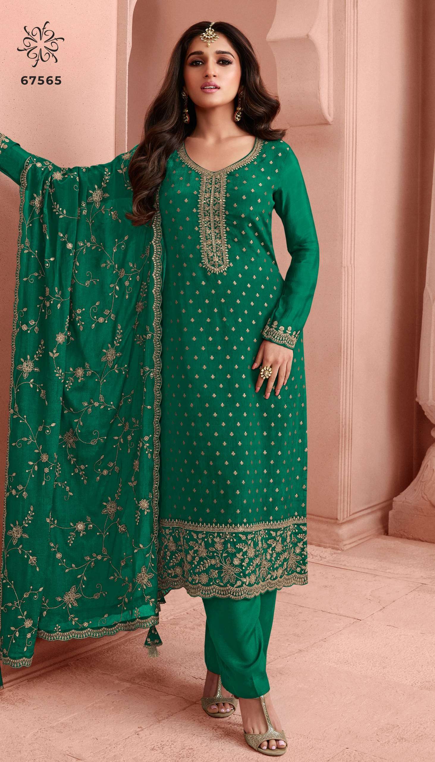 Vinay Kuleesh Swarnaa Colour Plus Wholesale price for salwar kameez in Mumbai