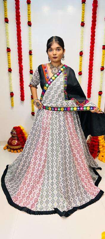 NAVRATRI AWY-7036 CHANIYA CHOLI COLLECTION Lehenga Choli wholesale in Ahmedabad