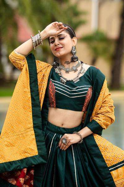 Rajwadi Vol - 10 D - 7076 NAVRATRI Lehenga CHOLI Traditional Indian clothing wholesale