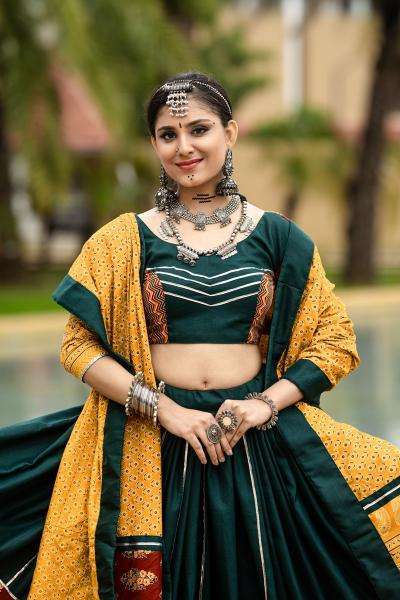 Rajwadi Vol - 10 D - 7076 NAVRATRI Lehenga CHOLI Traditional Indian clothing wholesale