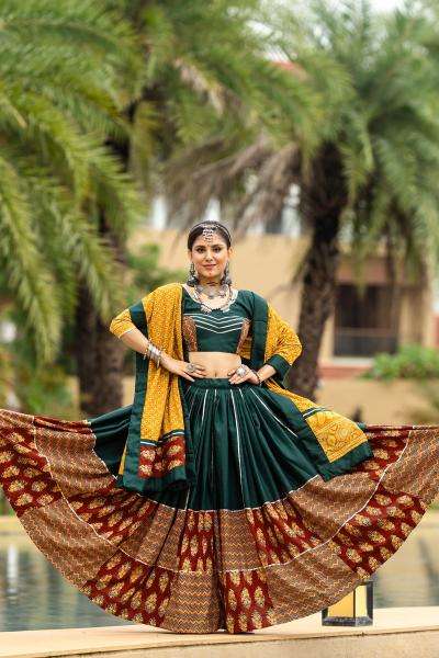 Rajwadi Vol - 10 D - 7076 NAVRATRI Lehenga CHOLI Traditional Indian clothing wholesale