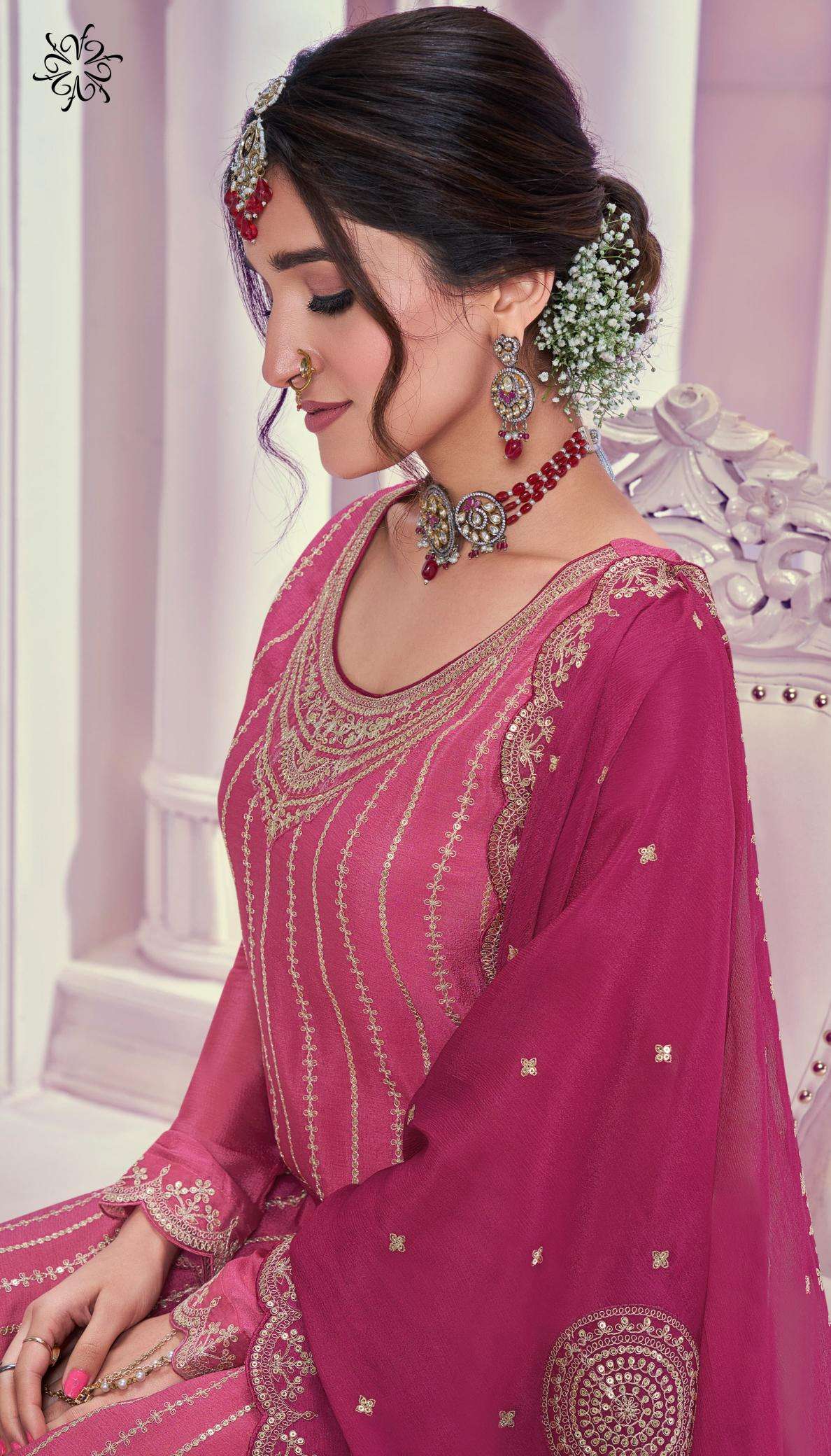 Vinay Kuleesh Rangrasiya Wholesale Salwar Kameez in Gandhi Nagar