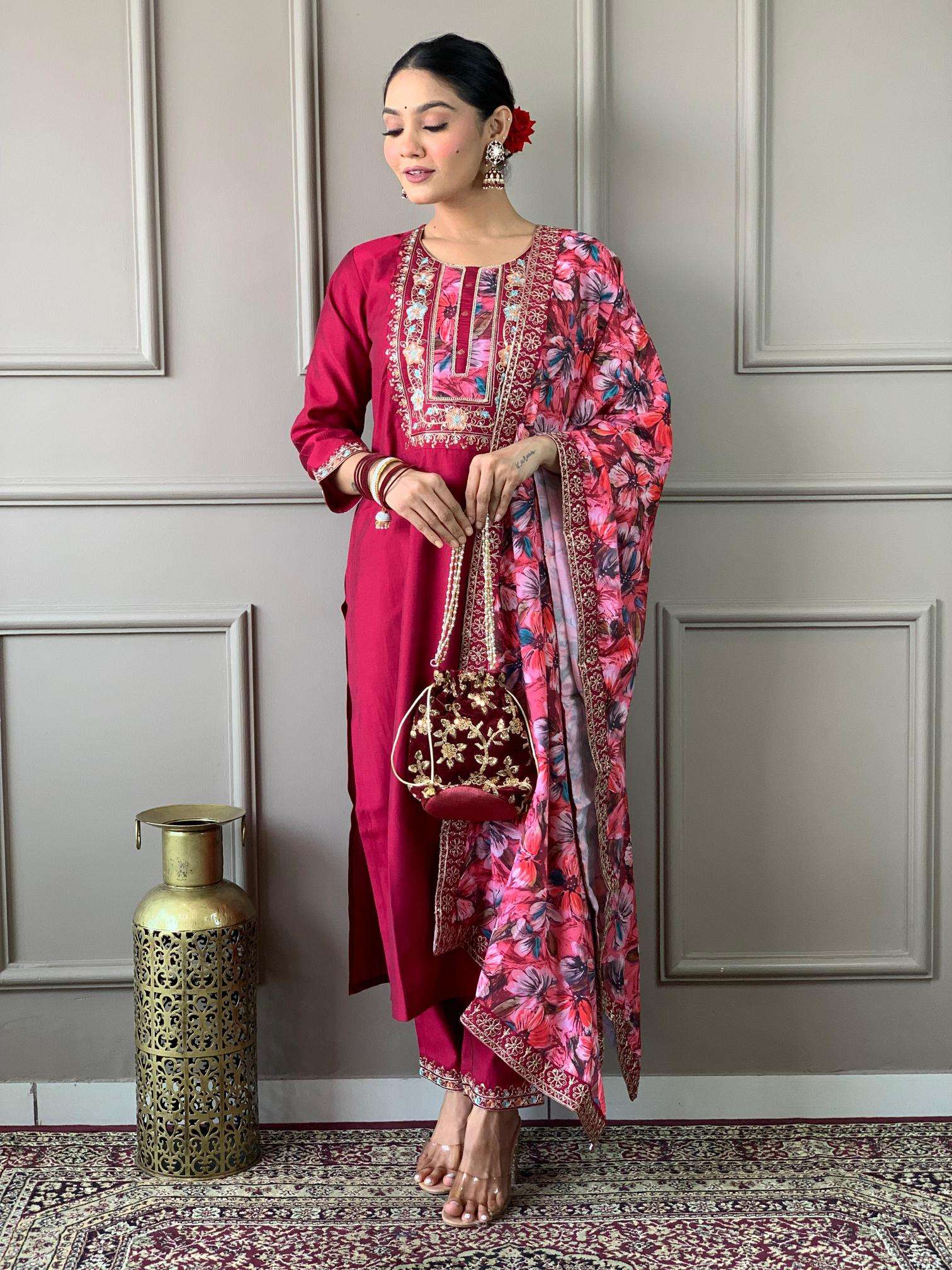 Vouch Hazel Ladies Kurti traders in gandhi nagar