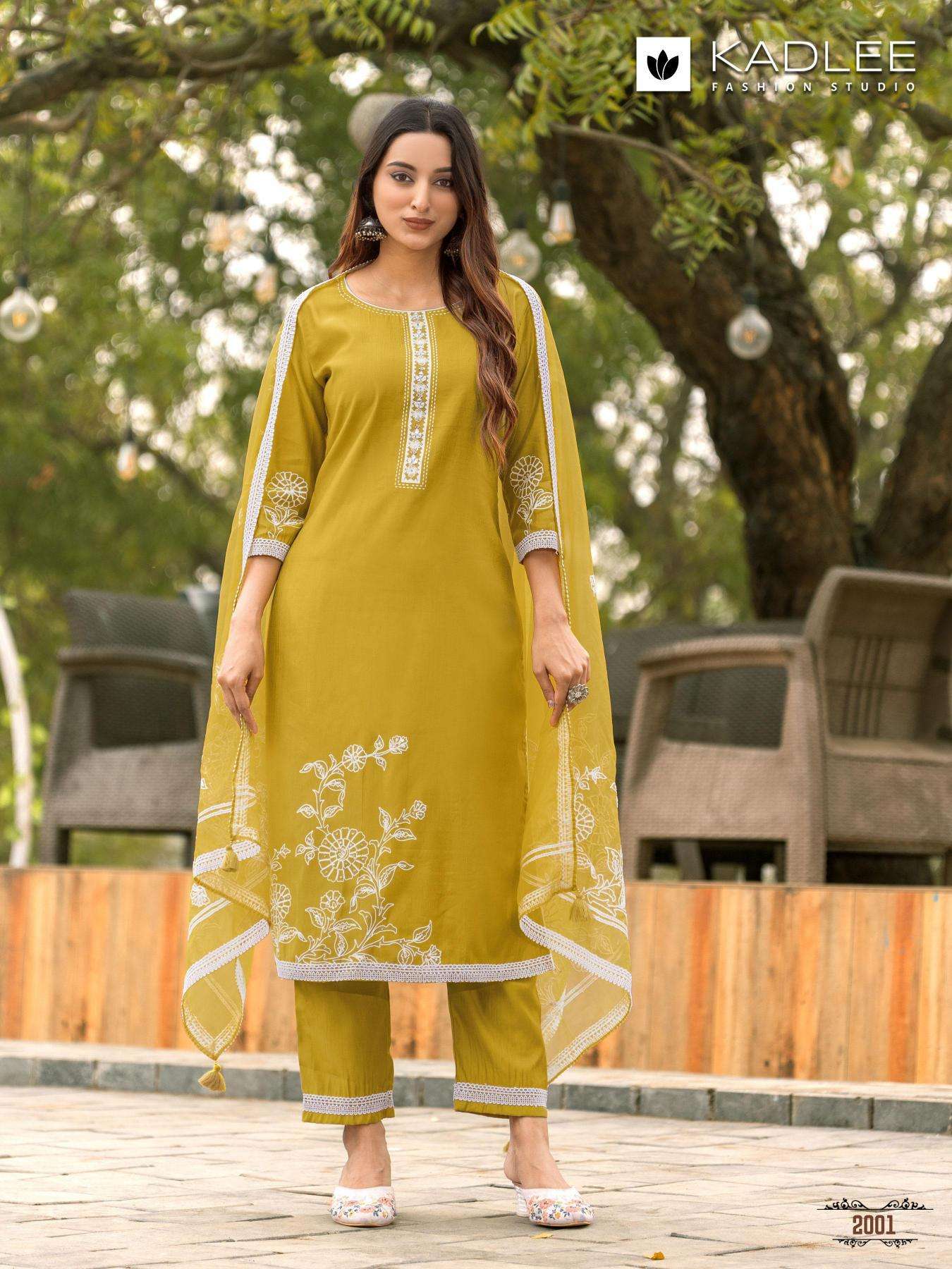 Kadlee Karwaa Kurti manufacturers in Surat