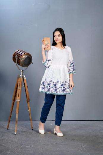 Maanvii heavy cotton short top kurti manufacturers in surat