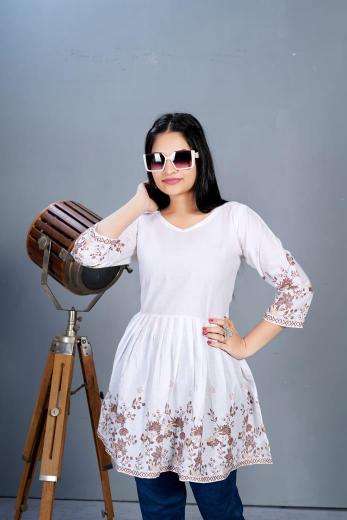 Maanvii heavy cotton short top kurti manufacturers in surat