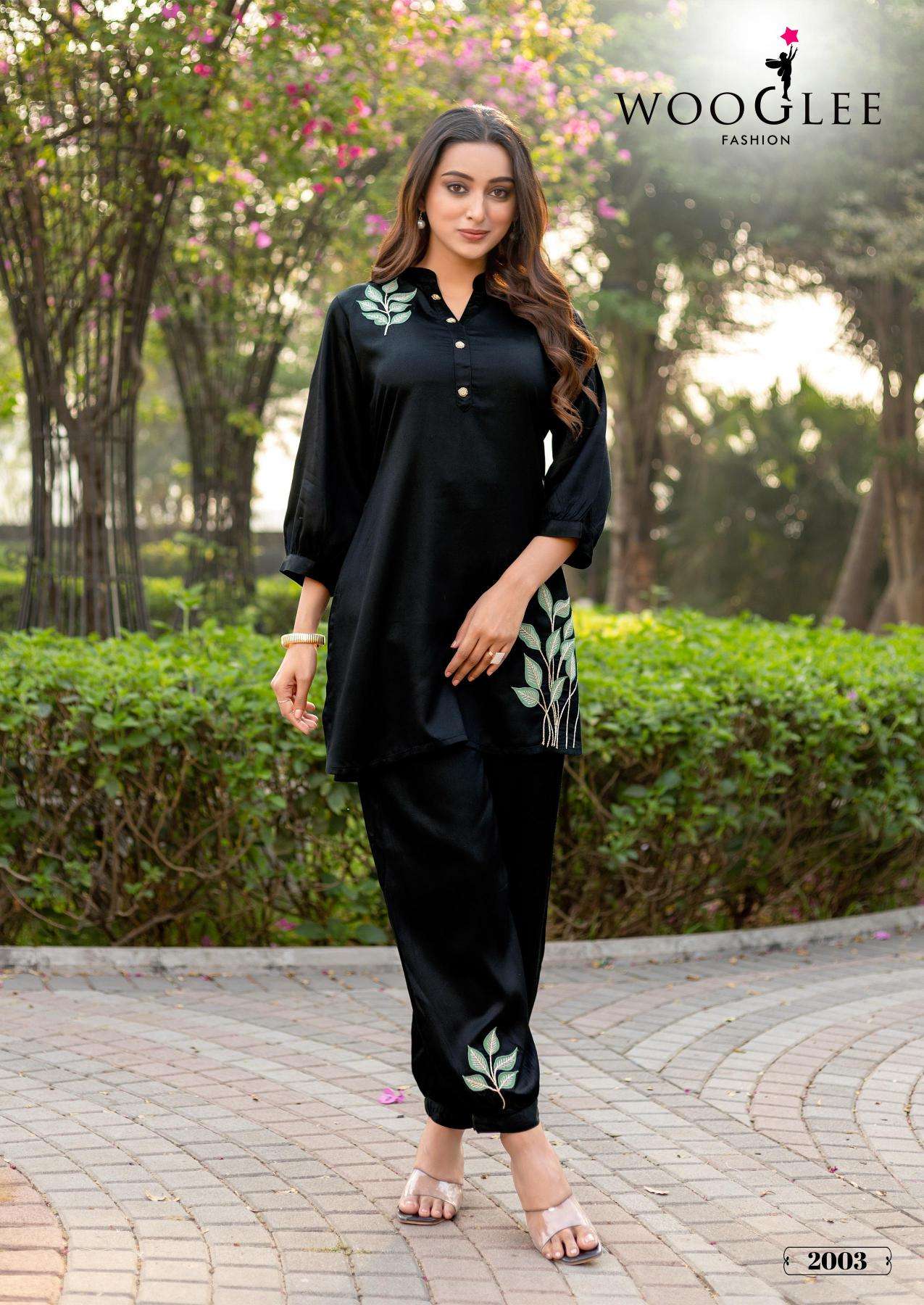 Wooglee rich look branded kurti manufacturer in surat