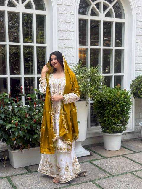 Astha AC-7040 Wholesale Salwar Kameez manufacturers in kolkata