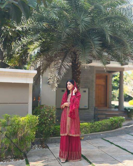 Astha blooming faux georgette Bulk kurti seller in Delhi