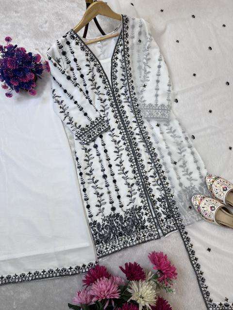Astha faux georgette  Wholesale Pakistani salwar kameez in Kolkata