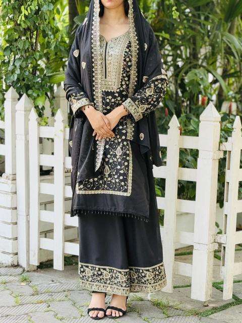 Astha presents star fox georgette Wholesale salwar kameez suppliers in Kolkata