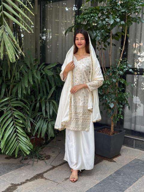 Astha pure chinon silk Wholesale Georgette Salwar Kameez in Hyderabad