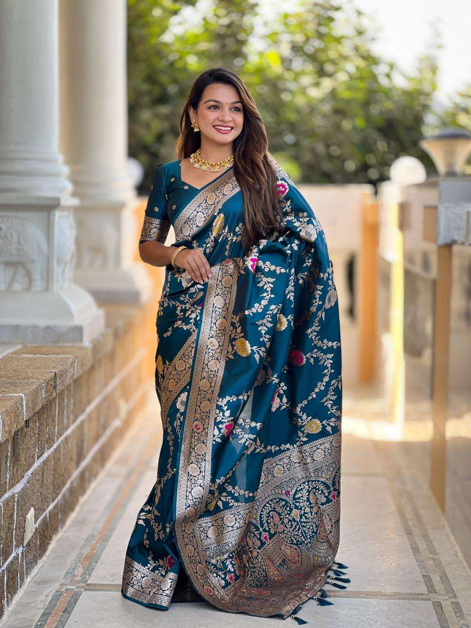 Banarasi-1 soft banarasi silk Saree wholesalers in Kolkata
