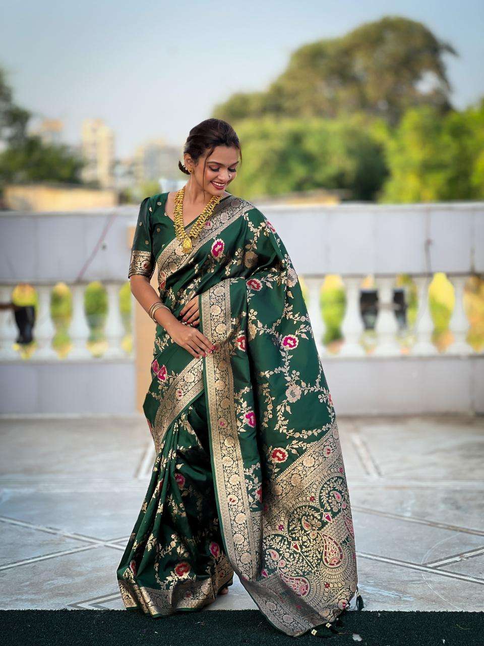 Banarasi-1 soft banarasi silk Saree wholesalers in Kolkata
