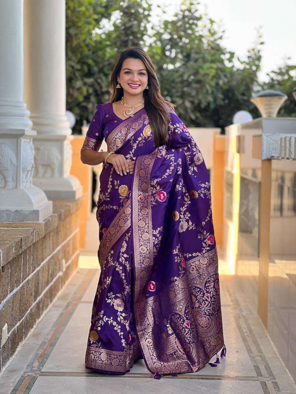 Banarasi-1 soft banarasi silk Saree wholesalers in Kolkata