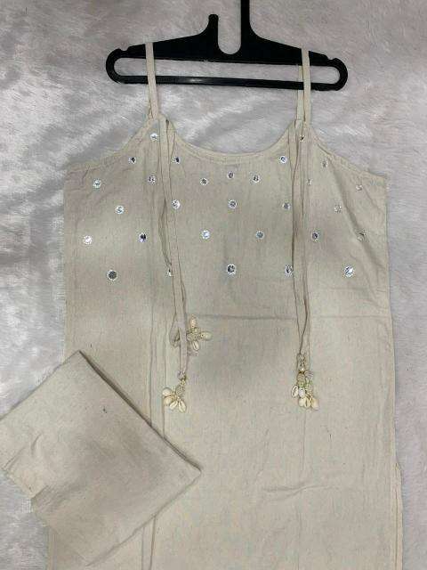 Cotton with beautiful white 4kodi Kurtis for women in Mumbai