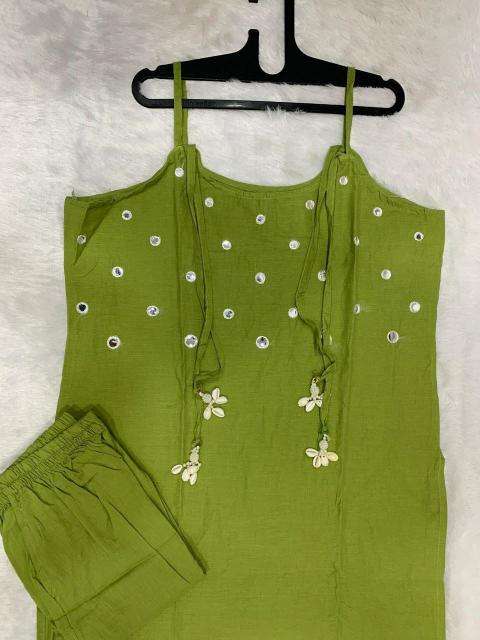 Cotton with beautiful white 4kodi Kurtis for women in Mumbai