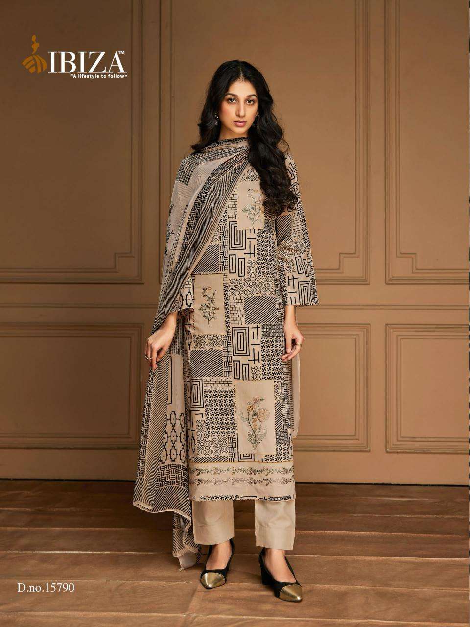 Ibiza fashion mantra Pakistani designer suits in Kolkata