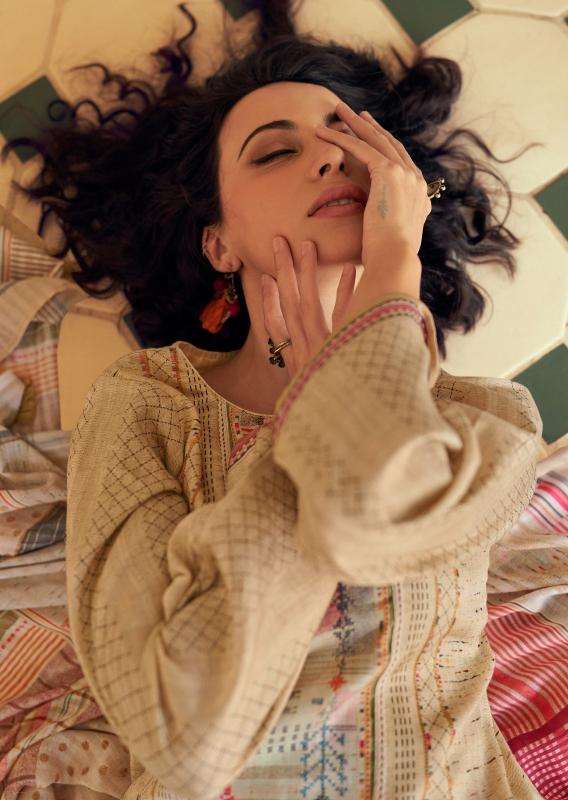 Sadhana fashion gulfidan Unstitched dress material wholesale