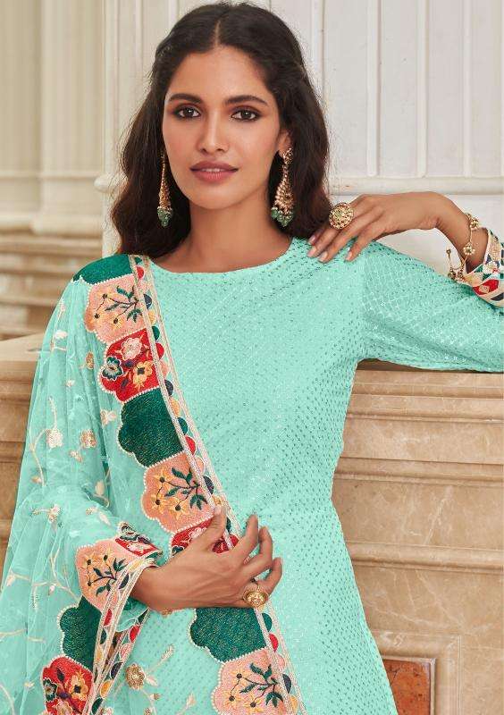 Senhora syeda Wholesale dress material market in Surat