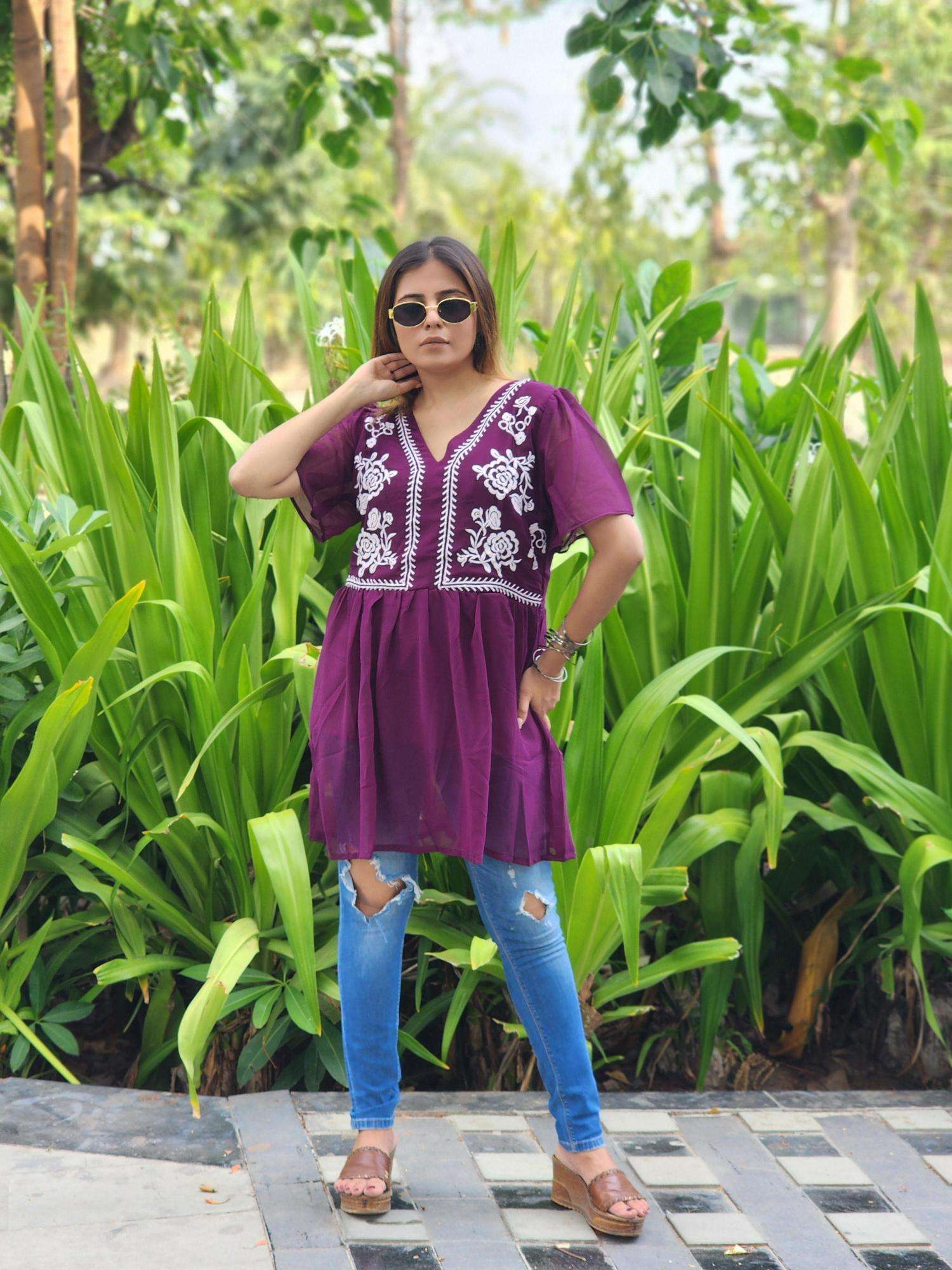 Shree salasar anarkali top Printed Kurtis in Mumbai