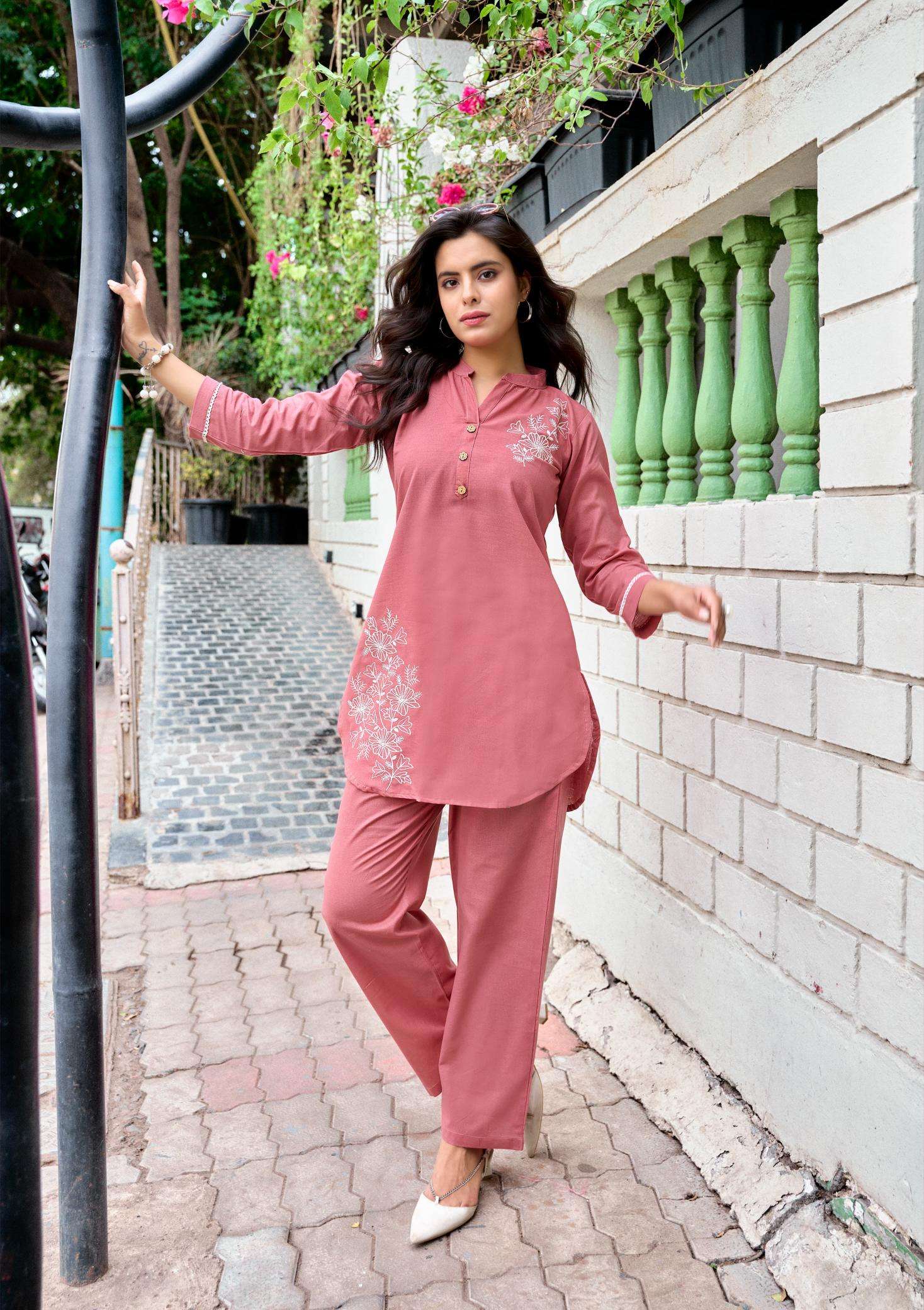 Tips & tops fabulous coord set Ladies Kurti Wholesale in Surat