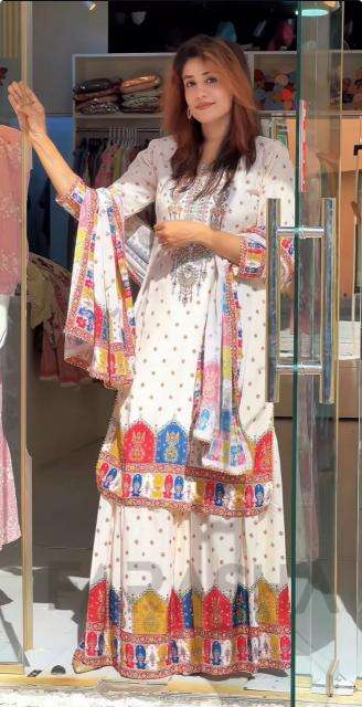 Astha maslin d.no-AC-7055 Kurti wholesale market