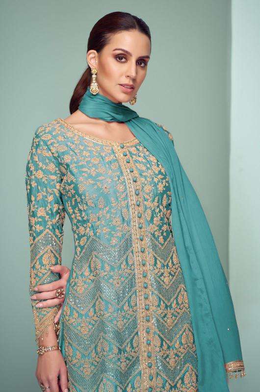 Gulkayra designer crown Wholesale Salwar Kameez supplier