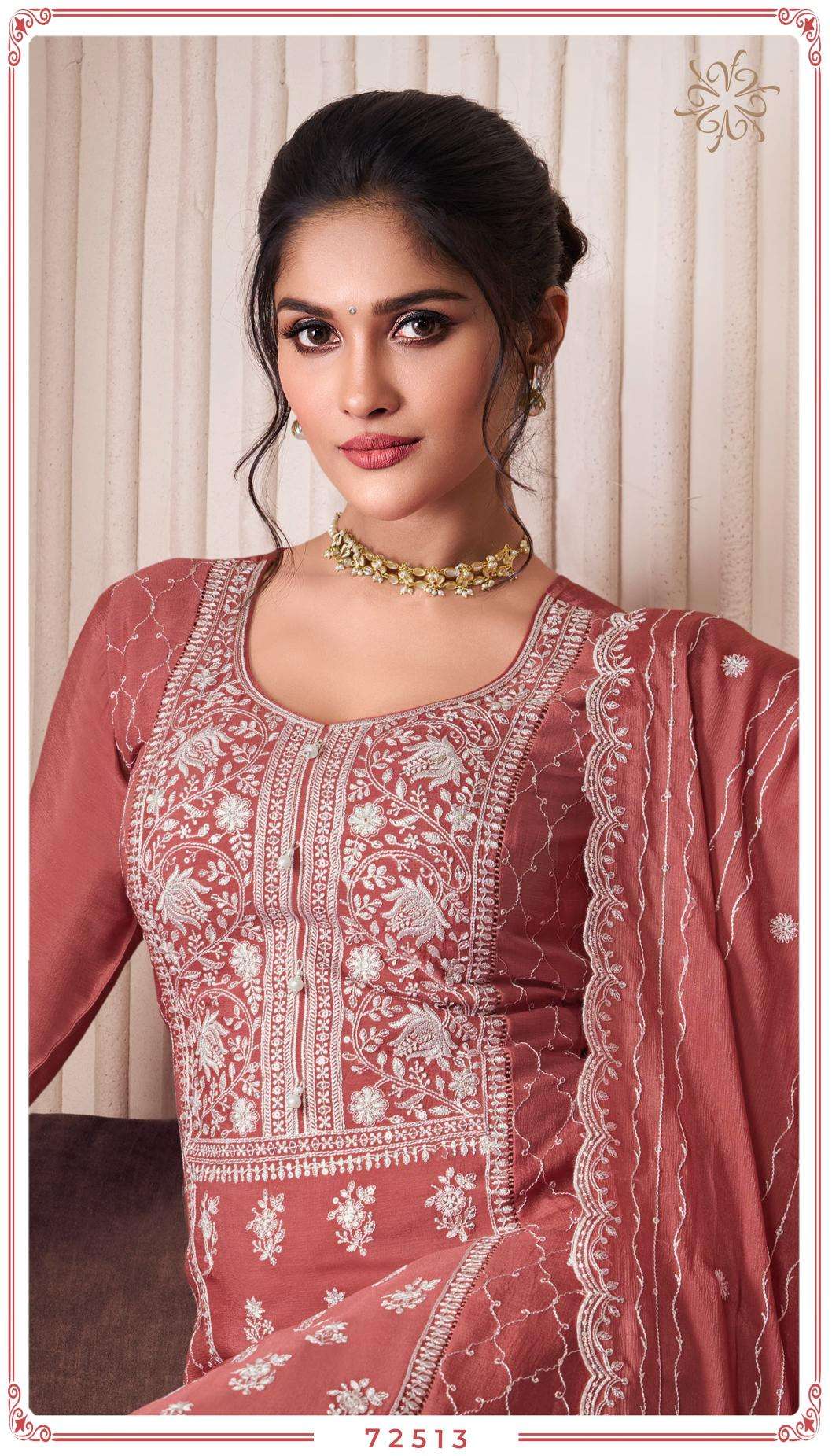 Kuleesh syona thread pakistani suits Wholesale in Surat
