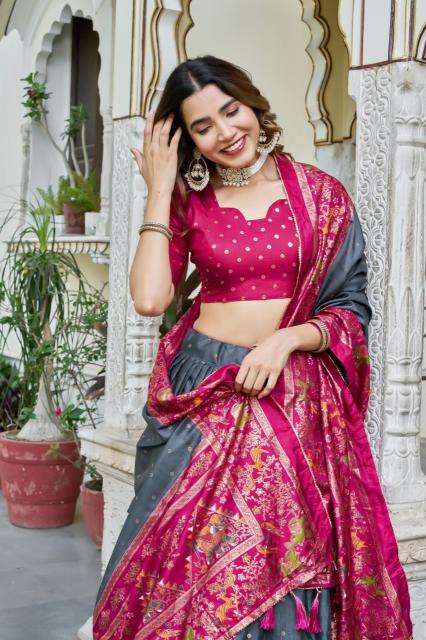 Piramid Dola Silk Bridal lehenga choli in Kolkata