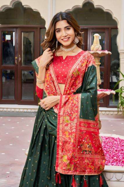 Piramid Dola Silk Bridal lehenga choli in Kolkata