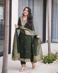 Presenting green color roman silk 3 Ladies kurti manufacturer in Mumbai