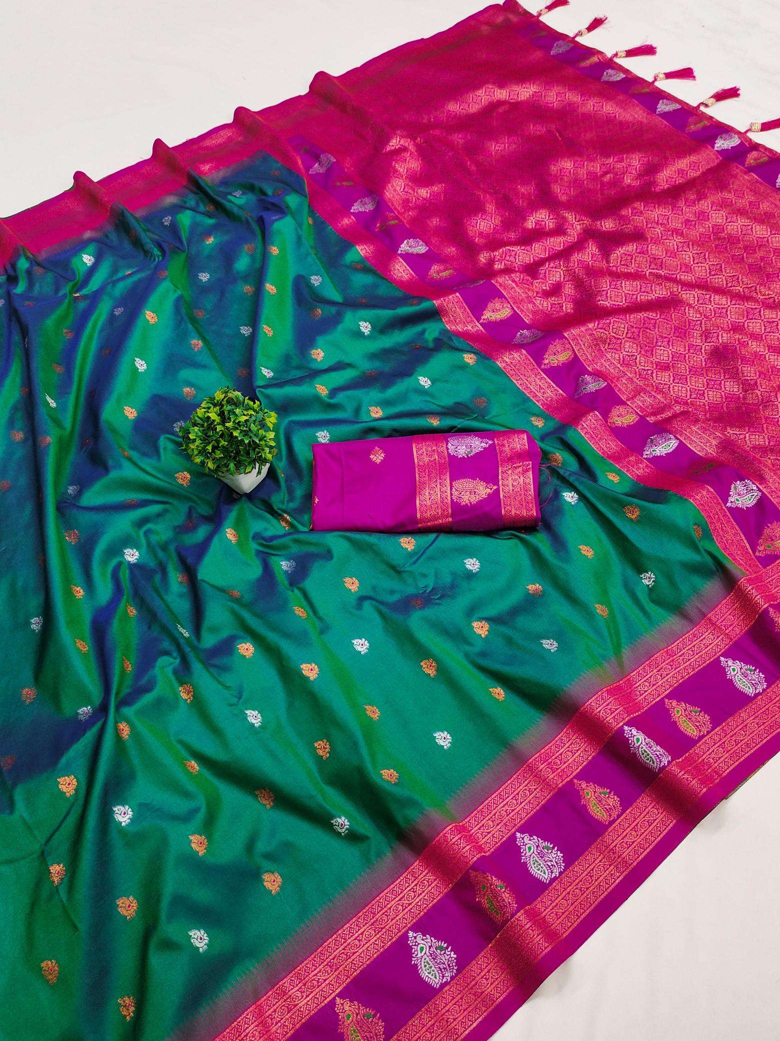 Soft silk with zari weaving Wholesale saree market in Delhi