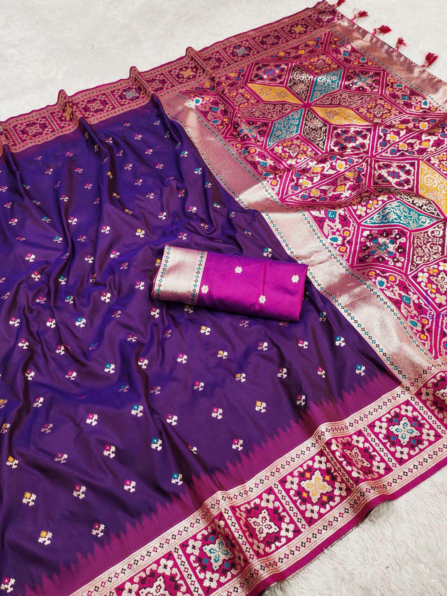 Anupama banarasi-14 Saree wholesale market in Surat