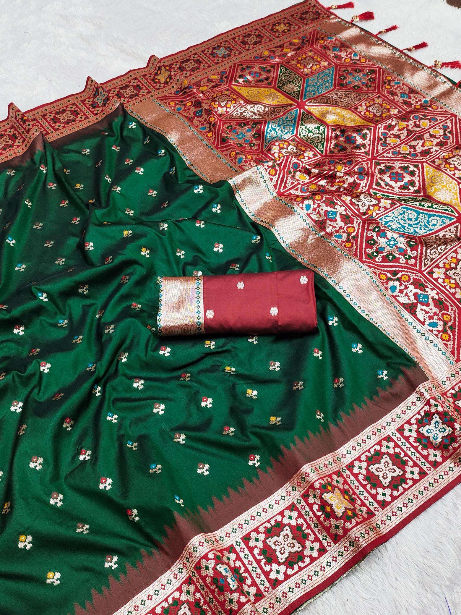 Anupama banarasi-14 Saree wholesale market in Surat